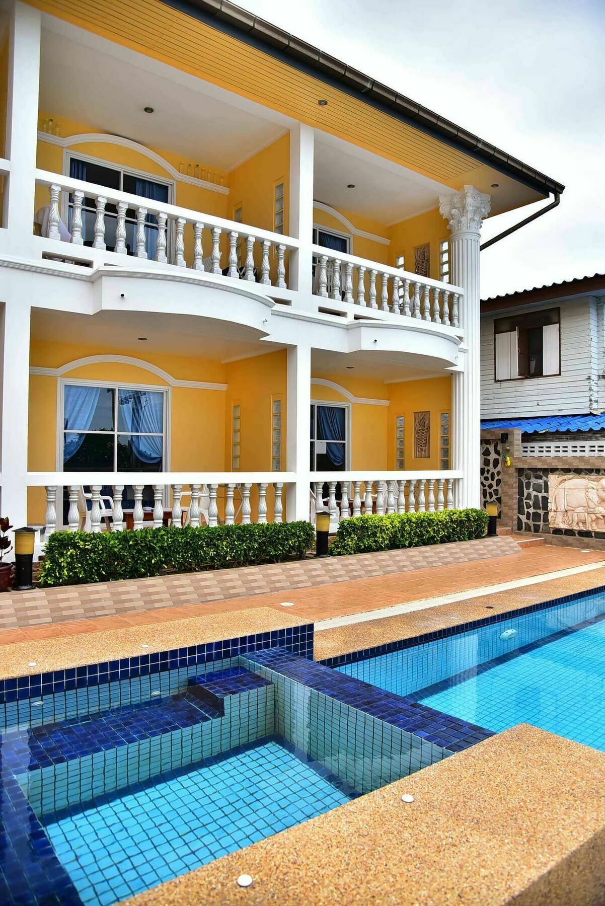 Sun Beach Guesthouse Prachuap Khiri Khan Exterior photo