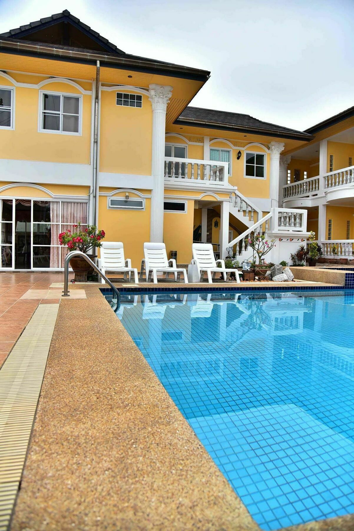 Sun Beach Guesthouse Prachuap Khiri Khan Exterior photo